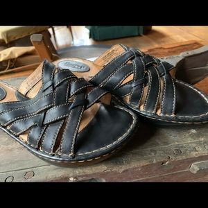 Born Sandals